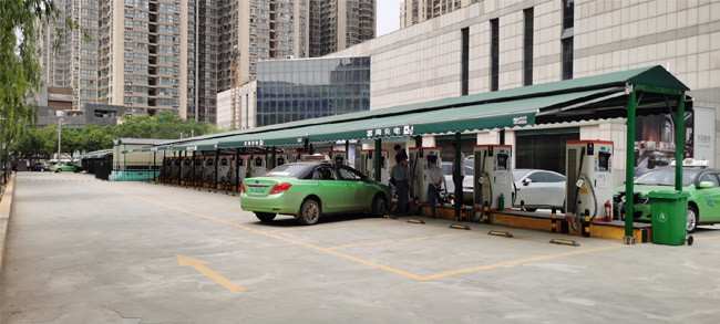 Aktueller Firmenfall über 30 Sätze Ladestationen DCs 120KW in Xi'an