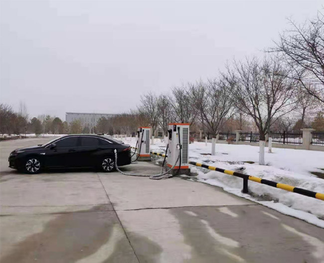 Aktueller Firmenfall über Ladestation EV in der niedrige Temperatur-Umwelt