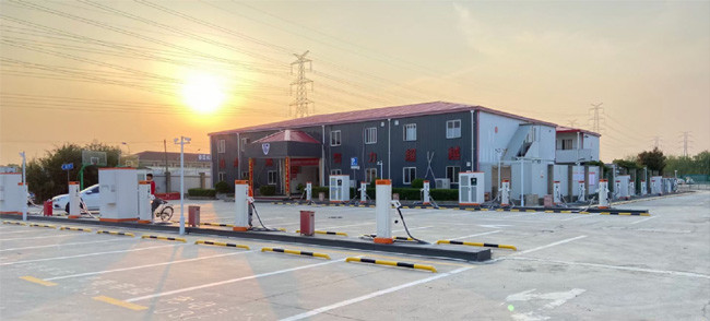 Aktueller Firmenfall über Ladestation Shanghais Gudai Straßen-EV